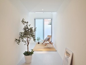 西新宿五丁目｜ル・コルビュジエに着想を得たメゾネット型デザイナーズ住宅【賃貸/SOHO可/オフィス可/サロン可/渋谷区/～22万/55㎡以上】