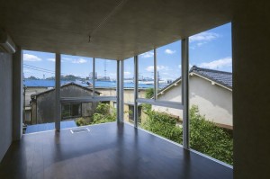 上中里,街を纏う、ガラスのワンルーム【賃貸/北区/～11万/25㎡以上】