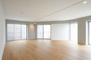 池尻大橋,暮らしも仕事も自在に。自由度の高いSOHO対応レジデンス【賃貸/SOHO可/オフィス可/目黒区/～35万/50㎡以上】