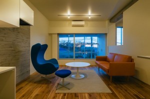 自由が丘,オープンキッチンのあるステップフロアの室内を回廊できる気持ち良いデザイナーズ【賃貸/世田谷区/～18万/45㎡以上】