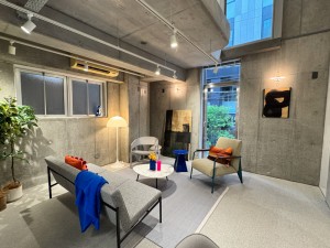 九段下に誕生した、企業の個性を映し出すリノベーション一棟ビル【賃貸/オフィス/ガレージ付き/千代田区】