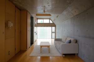 練馬,吹抜けと大きな開口がつくる、のびやかなワンルーム【賃貸/練馬区/～11万/30㎡以上】