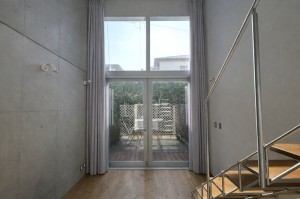 永福町,ペット・バイク・車にオフィス。オールマイティに使える緑の中のデザイナーズメゾネット【賃貸/SOHO可/オフィス可/ペット可/杉並区/～25万/45㎡以上】