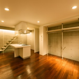 神宮前,SOHOオフィスにもお薦めしたい好立地のデザインメゾネット(ルーフバルコニー付き)【賃貸/SOHO可/オフィス可/ペット可/渋谷区/～20万/40㎡以上】