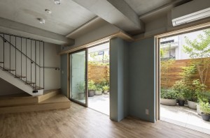 経堂,広い専用庭を楽しむナチュラルでスタイリッシュな1SLDKデザイン空間【賃貸/世田谷区/～21万/55㎡以上】