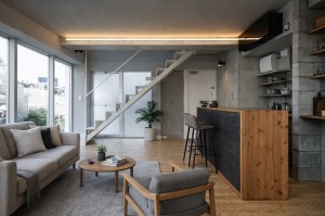 目黒に佇む白の集落─光を抱くメゾネット空間(302)【賃貸/SOHO可/オフィス可/目黒区/～30万/50㎡以上】