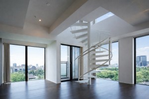 靖国の緑と東京の眺望を住まう、九段のメゾネットレジデンス【賃貸/千代田区/～27万/55㎡以上】